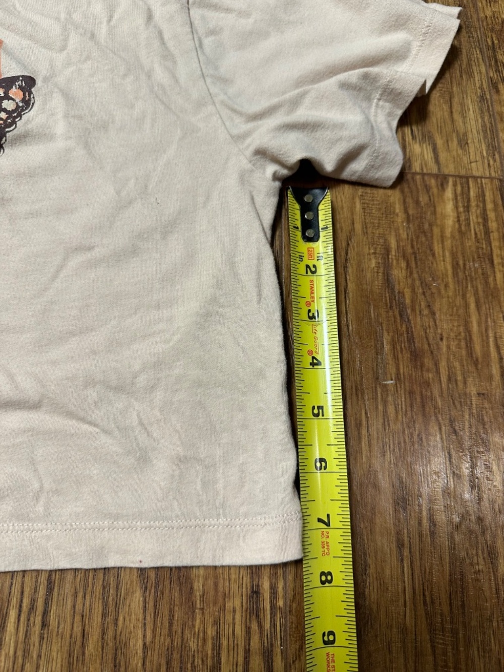 Women's Graphic Butterfly Sun Crop Top Light Beige Size Large - Picture 9 of 10